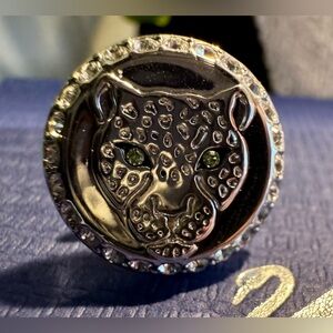 Swarovski Crystal 2019 Amur Leopard Tack Pin